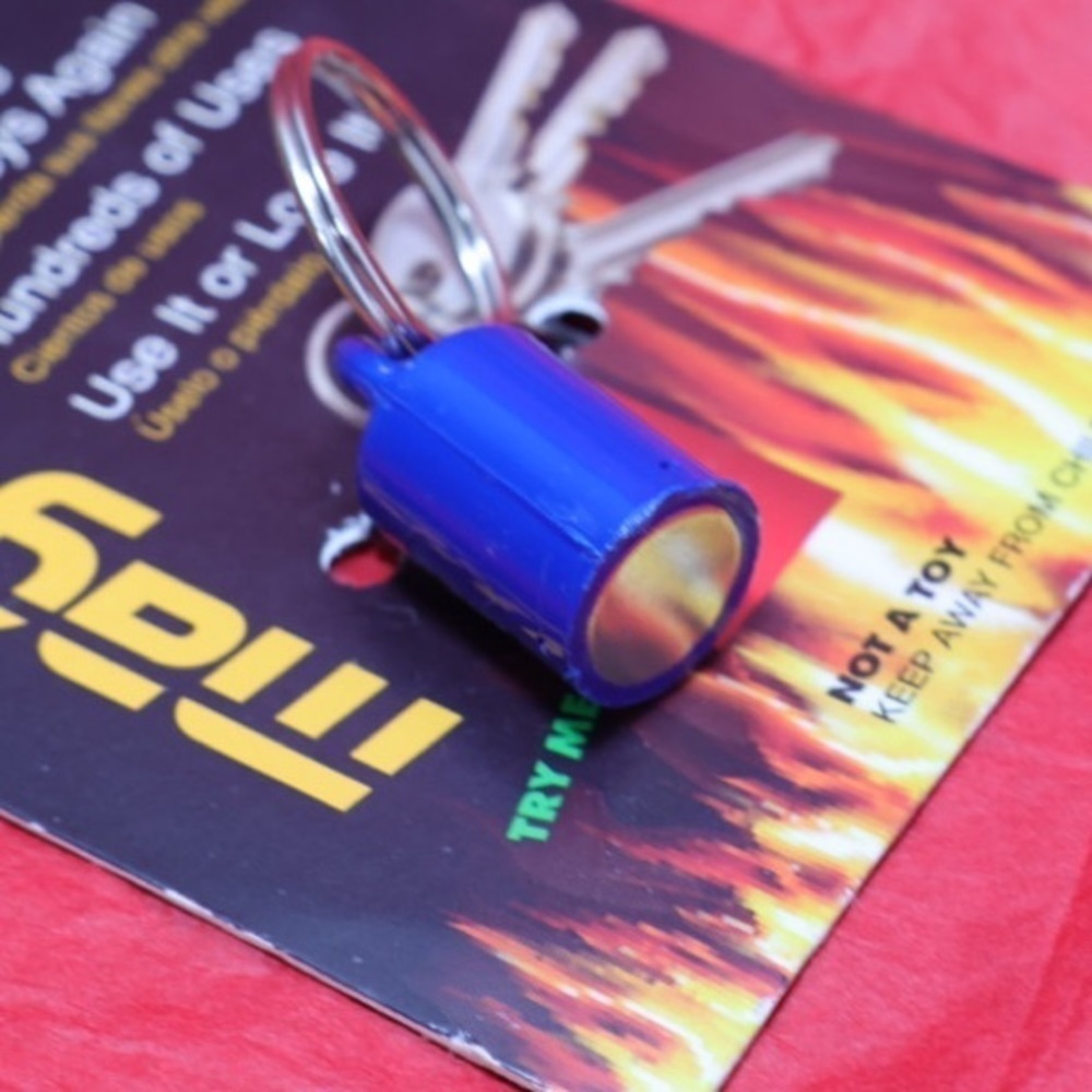 FREE 🅽🅴🆆 Magnet Pal magnetic keychain holder - Picture 5 of 7